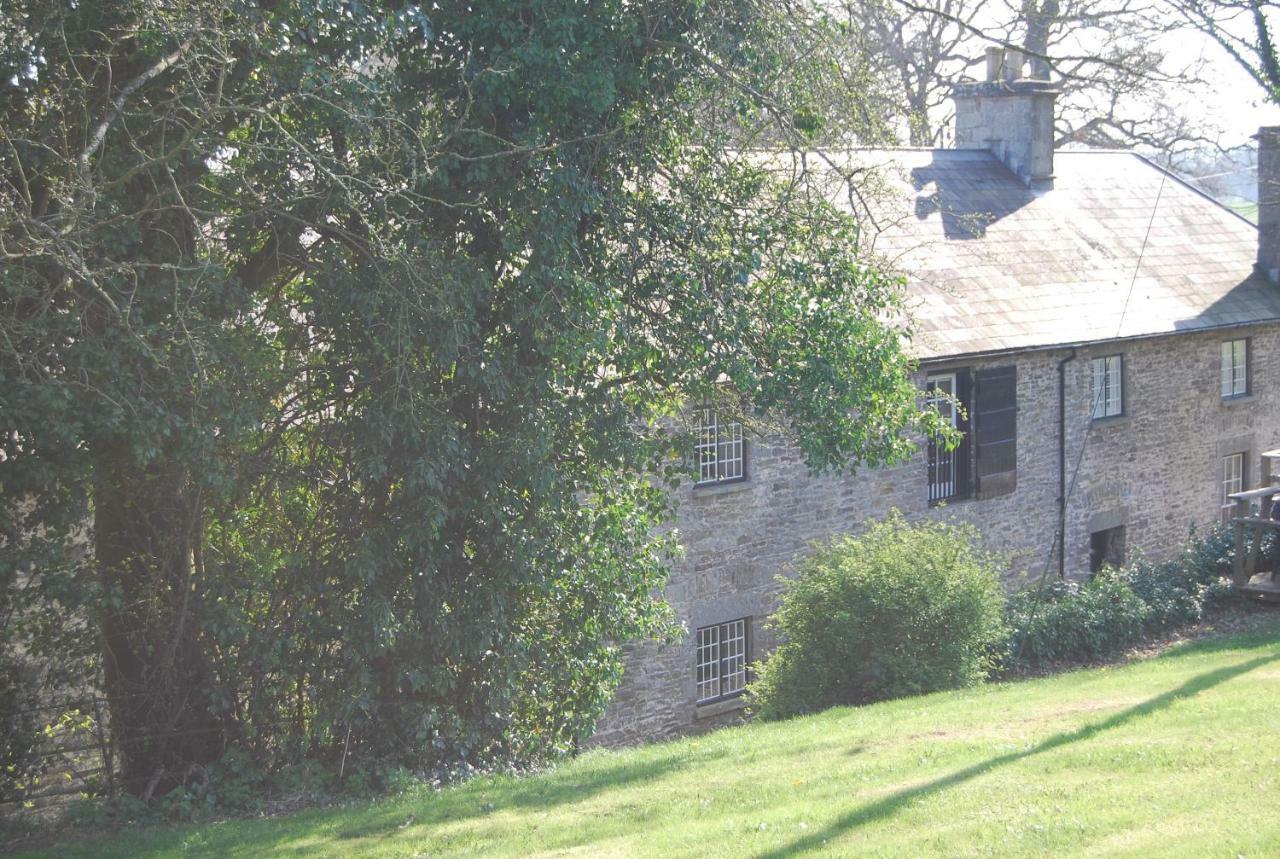 Glanhenwye Courtyard Cottages Glasbury Eksteriør billede